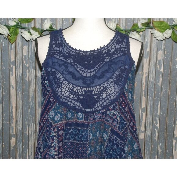 Altar'd State Crochet Blue Patchwork Sleeveless Blouse Top Size XS Flowy - Picture 2 of 11